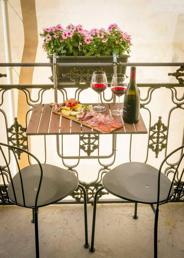 Le suite del corso Cefalù Esterno foto