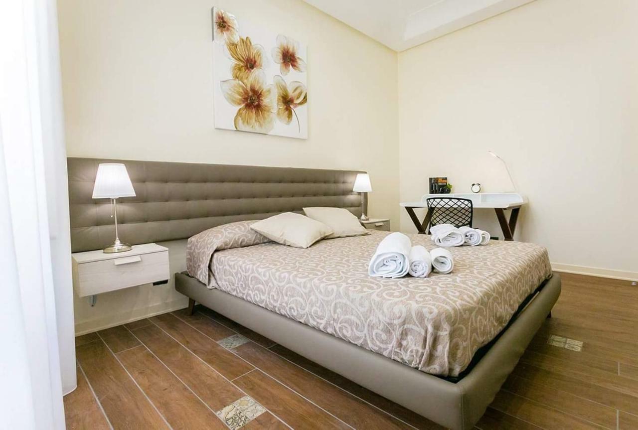 Le suite del corso Cefalù Esterno foto