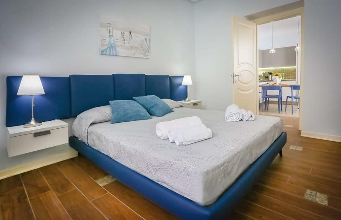 Le suite del corso Cefalù Esterno foto