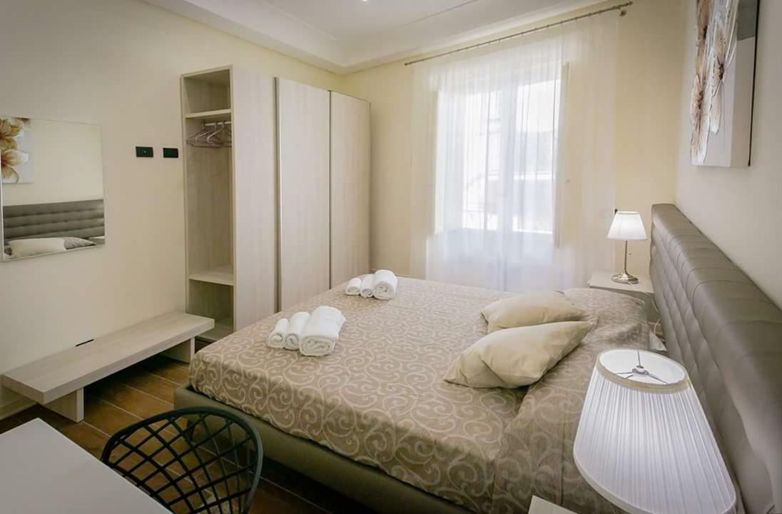 Le suite del corso Cefalù Esterno foto