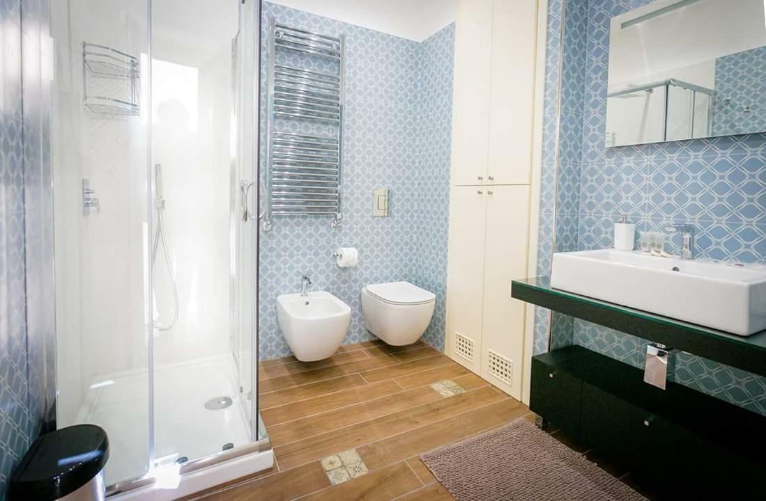 Le suite del corso Cefalù Esterno foto